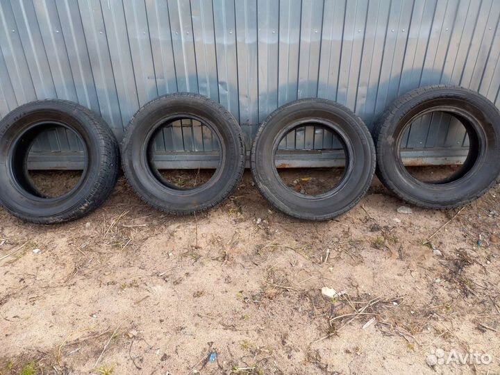 Cooper Discoverer H/T 215/70 R16 28D