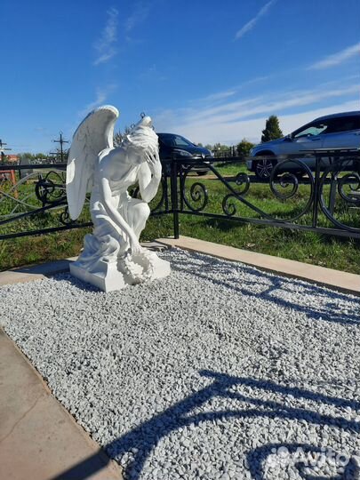 Статуя ангела