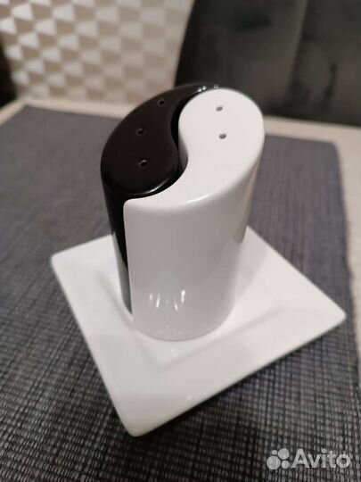 Солонка и перечница