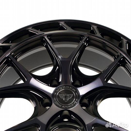 Sakura Wheels DA5652 8.5x20/5x114.3 ET30 DIA73.1