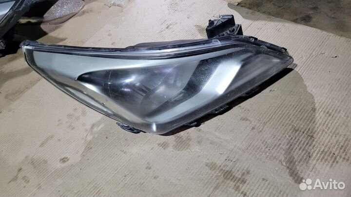 Фары на hyundai solaris 1 рестайлинг
