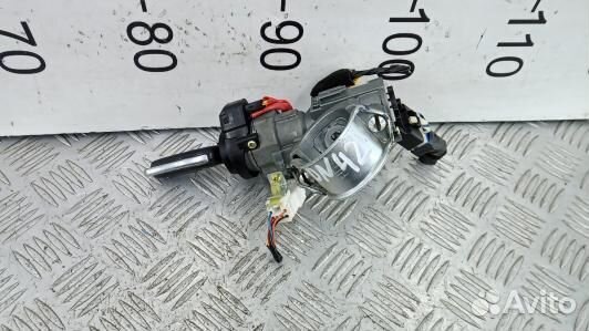 Замок зажигания hyundai I40 (UDN42J101)