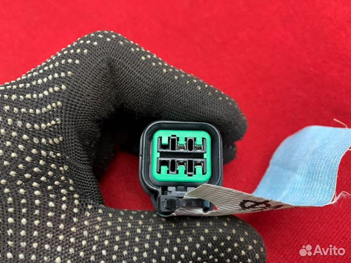 Штекер фары передний правый Hyundai Elantra XD