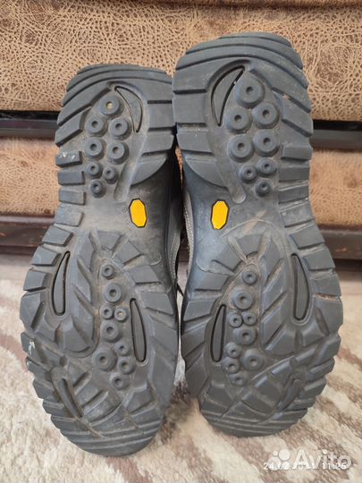 Трекинговые ботинки Zamberlan