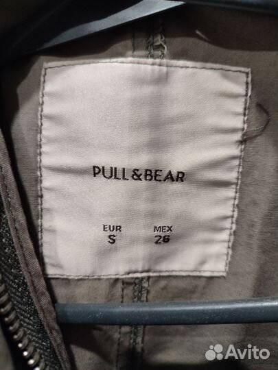 Бомбер Pull and Bear