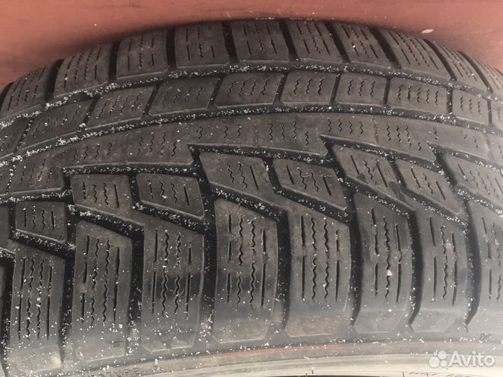 Nokian Tyres WR G2 5/5 R16