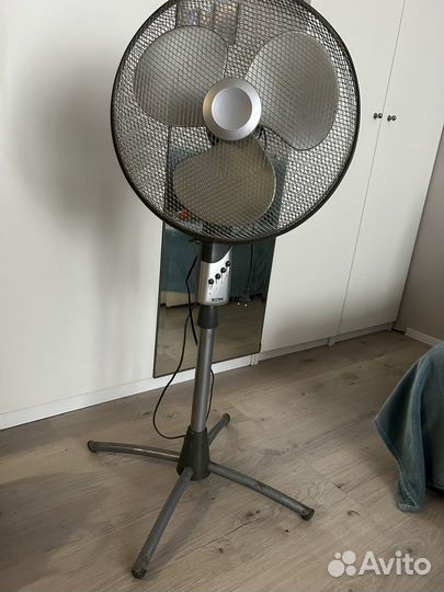 Вентилятор напольный bork