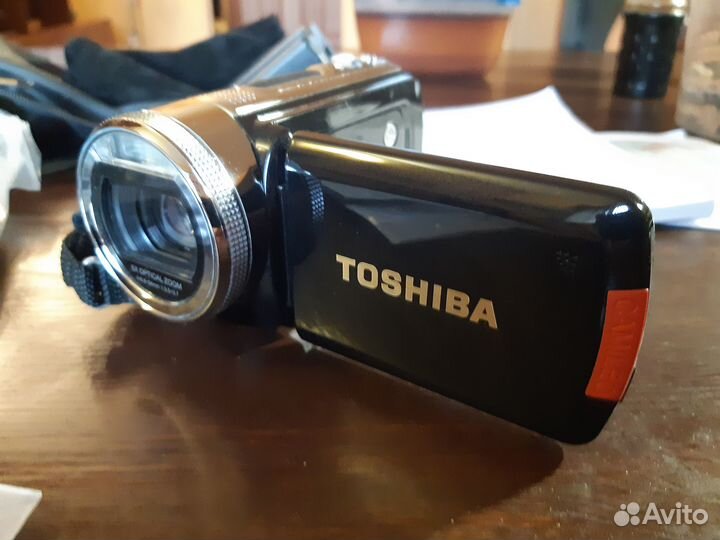 Мини видеокамера Toshiba Camileo H20