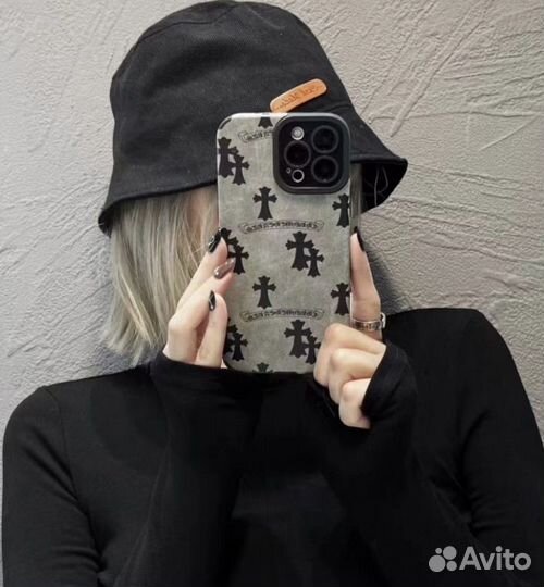 Чехол с эмитацией меха Chrome Hearts