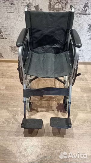 Коляска инвалидная