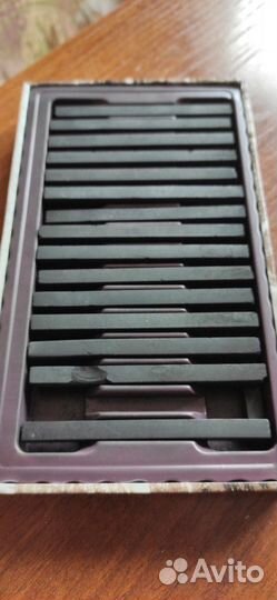 Уголь художественный