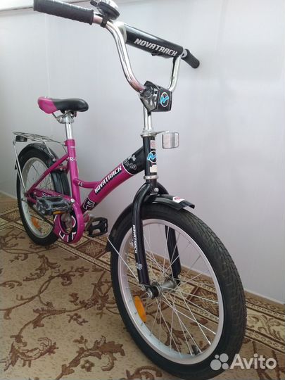 Велосипед c 16-дюймовым колесами