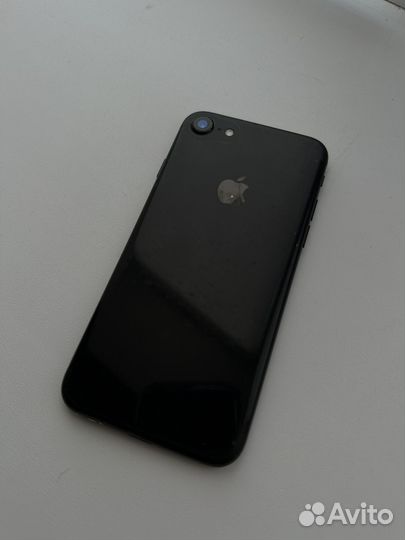 iPhone 7, 32 ГБ