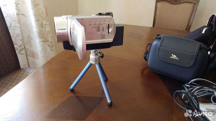 Видеокамера цифровая Sony dcr-Sr300E. Япония