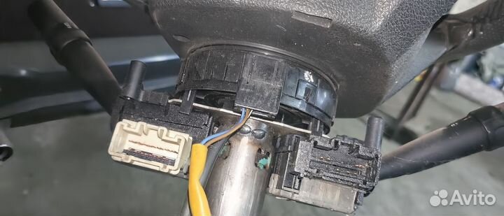 Подрулевой переключатель на Джили Эмгранд ес7