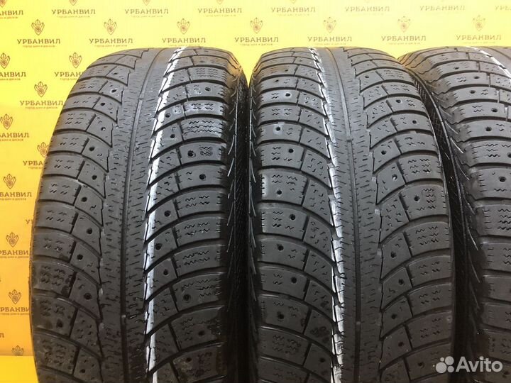 Gislaved Nord Frost 5 215/65 R16 102T