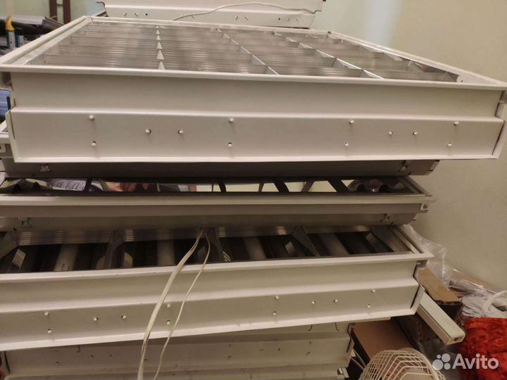 Светильник потолочный встраиваемый