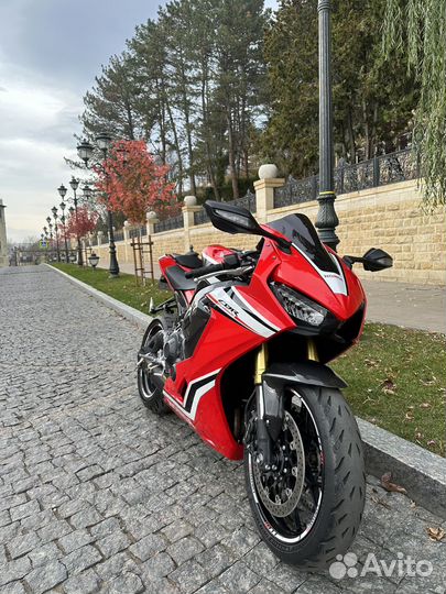 Honda cbr1000rr 2021