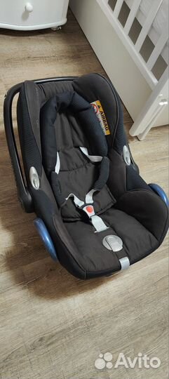 Автокресло, автолюлька Maxi-Cosi Cabrio Fix
