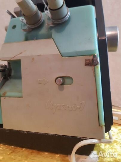 Машина краеобмёточная бытовая крош