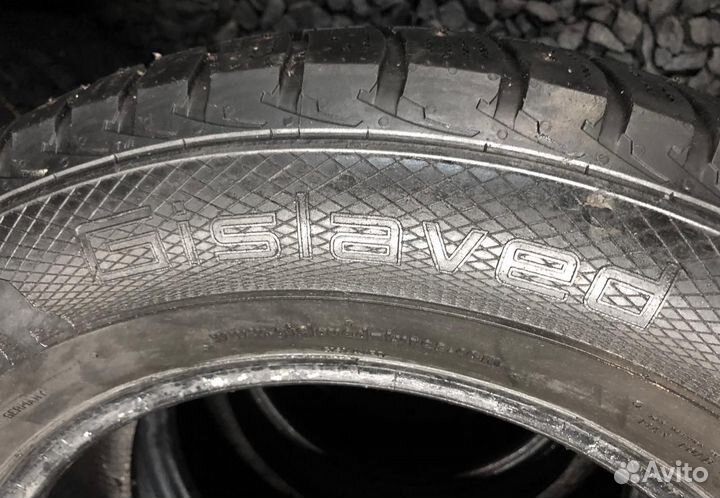 Gislaved Nord Frost 5 215/70 R16