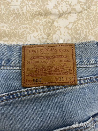 Джинсы levis 501