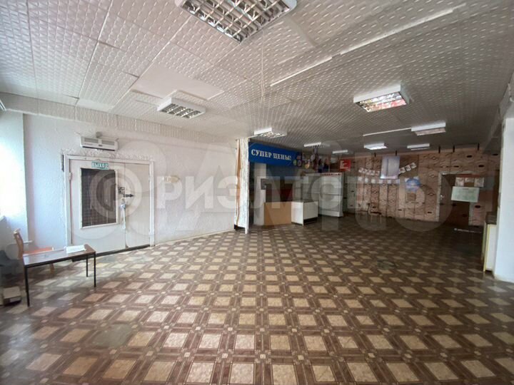 Продам помещение свободного назначения, 700.9 м²