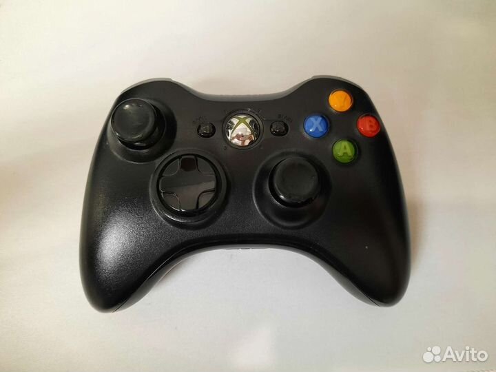 Xbox 360 с 2 джойстиками 500GB