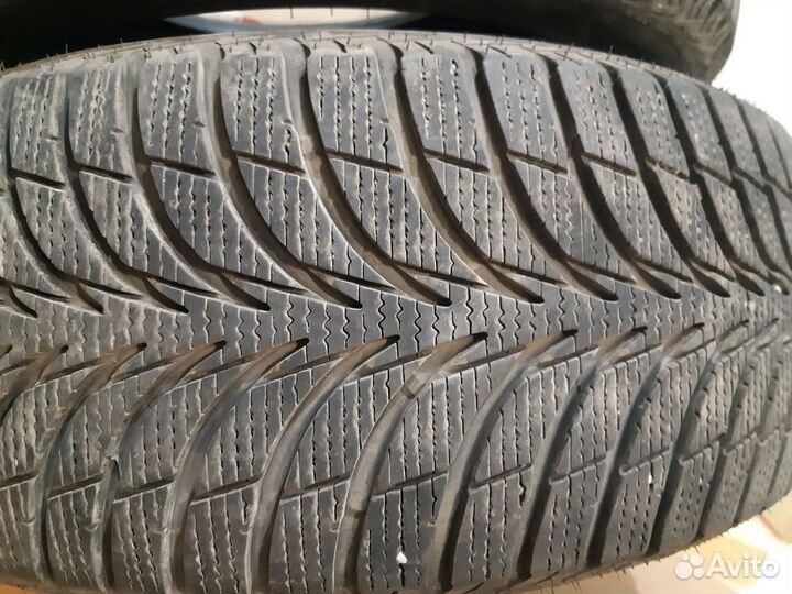 Goodyear UltraGrip Ice+ 215/55 R17 94