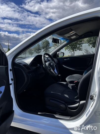 Hyundai Solaris 1.4 AT, 2016, 101 000 км