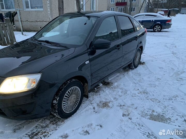 LADA Granta 1.6 МТ, 2017, 104 000 км