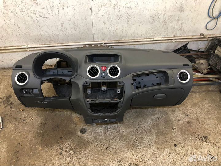 Торпедо Citroen C3 2005 г