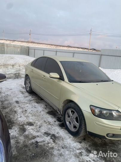 Volvo S40 1.8 МТ, 2005, битый, 280 000 км