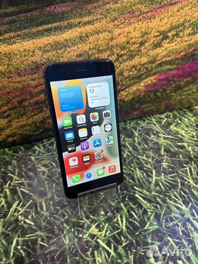 iPhone 8 Plus, 64 ГБ