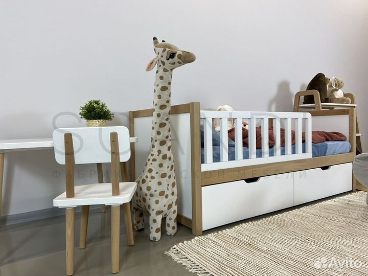 Кровать детская с бортиком Илва из бука