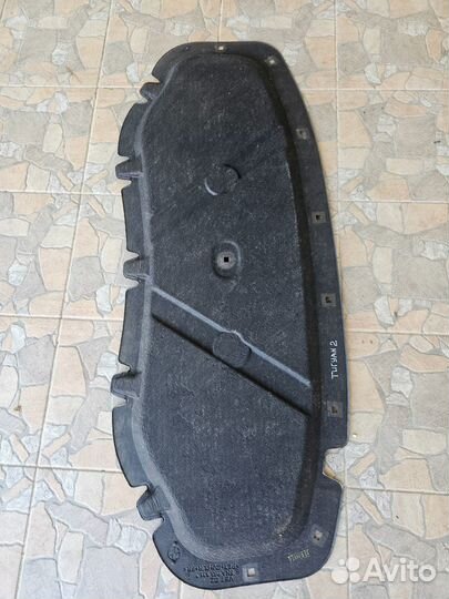 Шумоизоляция капота Vоlkswagen Tiguan 2 (II)