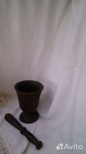 Винтажная чугунная ступка, старая