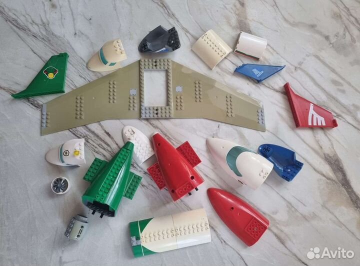 Детали для поезда и самолета Lego оригинал