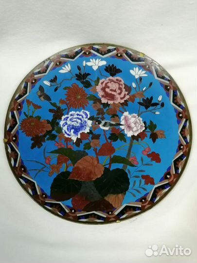 Блюдо настенное сюжетное цветы. Клуазоне
