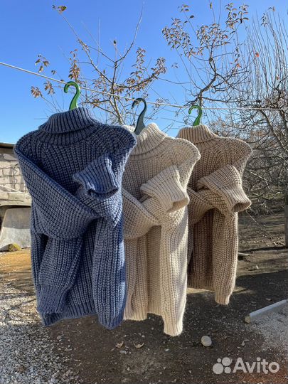 Вязанный свитер