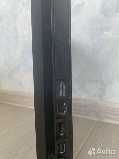 Sony PS4 slim + 140 игр