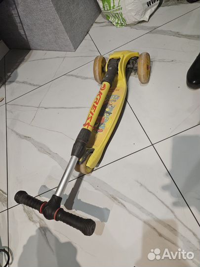 Самокат 3х колёсный