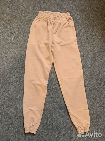 Костюм женский