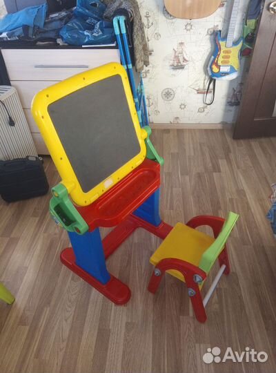 Стол-мольберт, стул