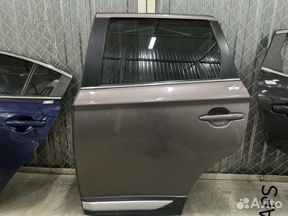 Дверь задняя левая Митсубиси Аутлендер 3 GF