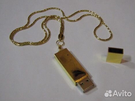 Золотая флэшка (4 gb) в подарочном футляре