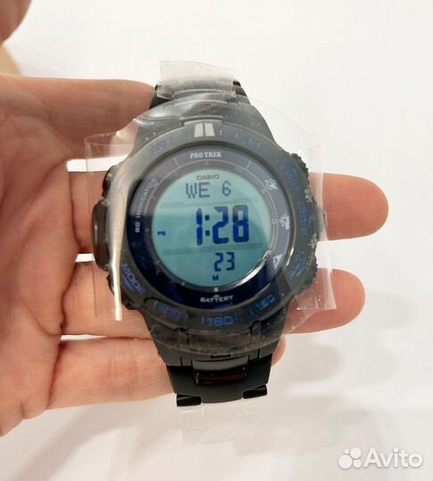 Наручные часы Casio Pro Trek PRW-3100YT-1ER