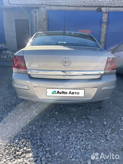 Opel Astra 1.6 МТ, 2008, 197 000 км