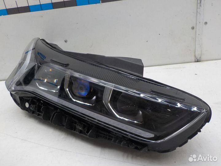 Фара правая Kia K5