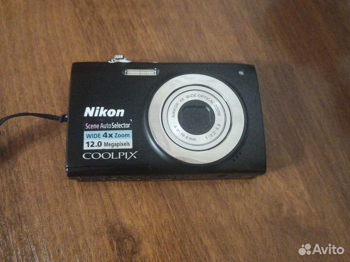 Фотоаппарат Nikon CoolpixS2500